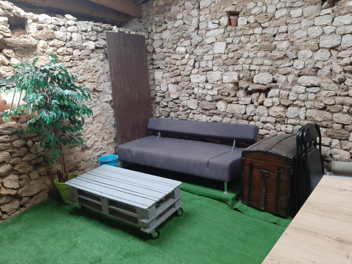 Appartement Le Patio Шовіньї Екстер'єр фото